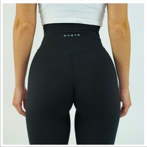NVGTN Black Signature Leggings